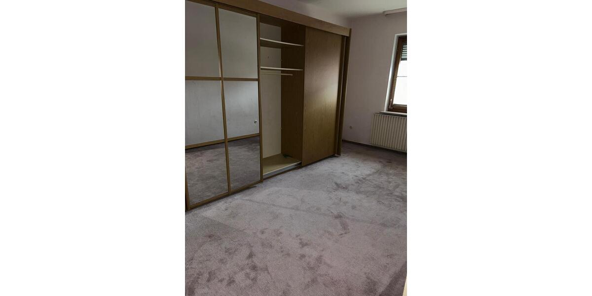 Einfamilienhaus Gieboldehausen - 9 Zimmer, 140 m&sup2;, 1.200&euro; | Angebot:24703031