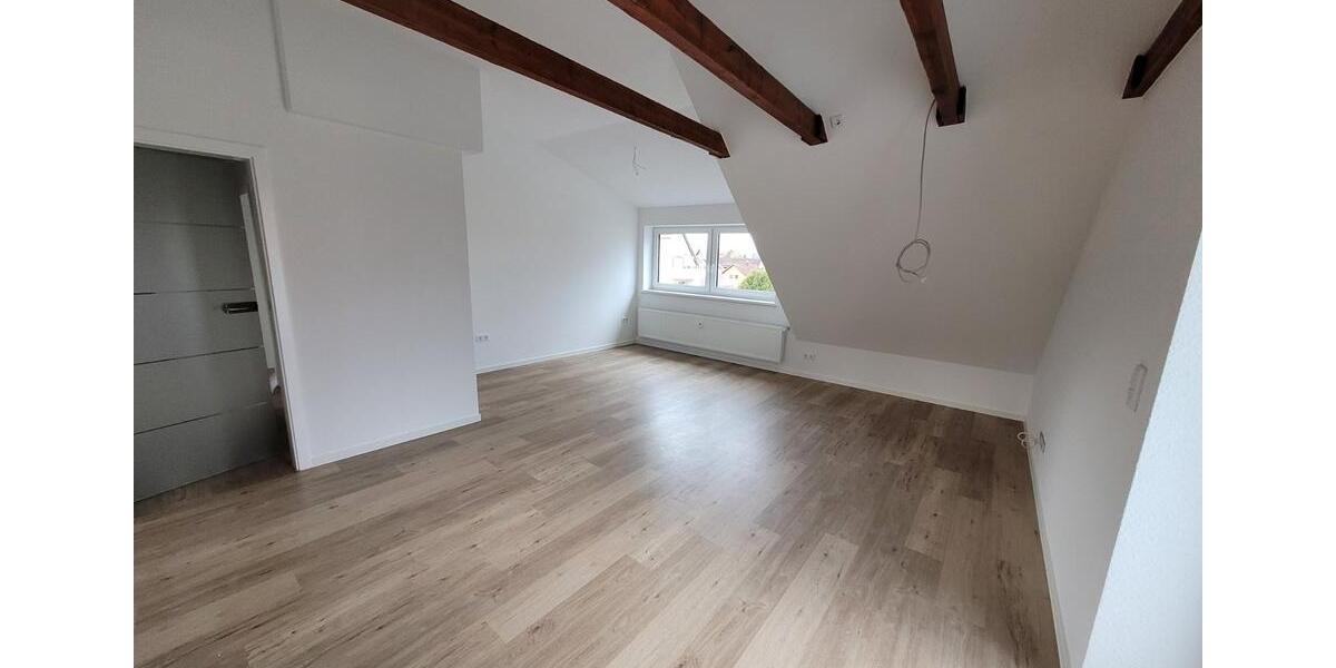 Dachgeschoßwohnung Rosdorf - 2 Zimmer, 75 m&sup2;, 890&euro; | Angebot:25169146