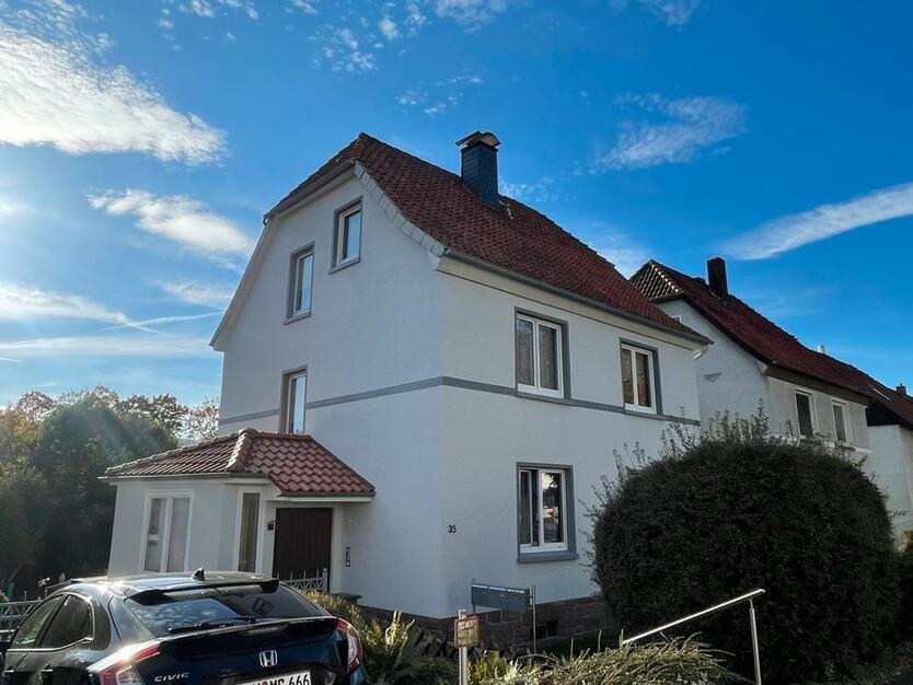 Ein bis Zwei Familienhaus 3 WohnungenProvisionsfrei