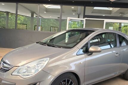 Opel Corsa 179.200 km 3.950 &euro; Göttingen 37081