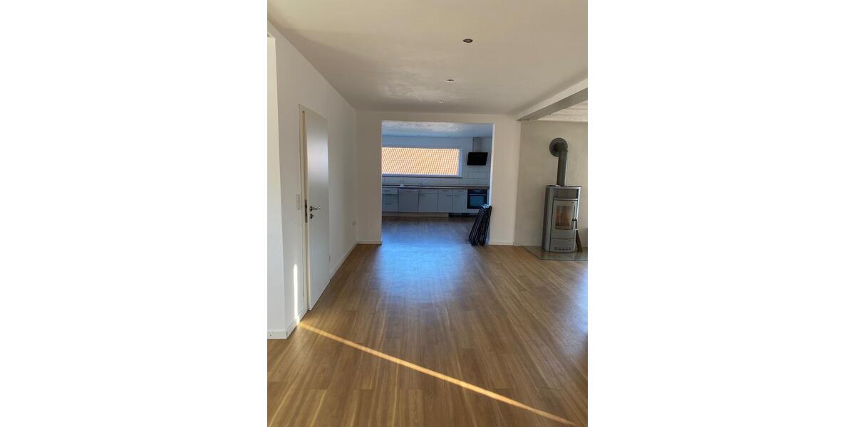 Einfamilienhaus mit großem Garten 6 zimmer