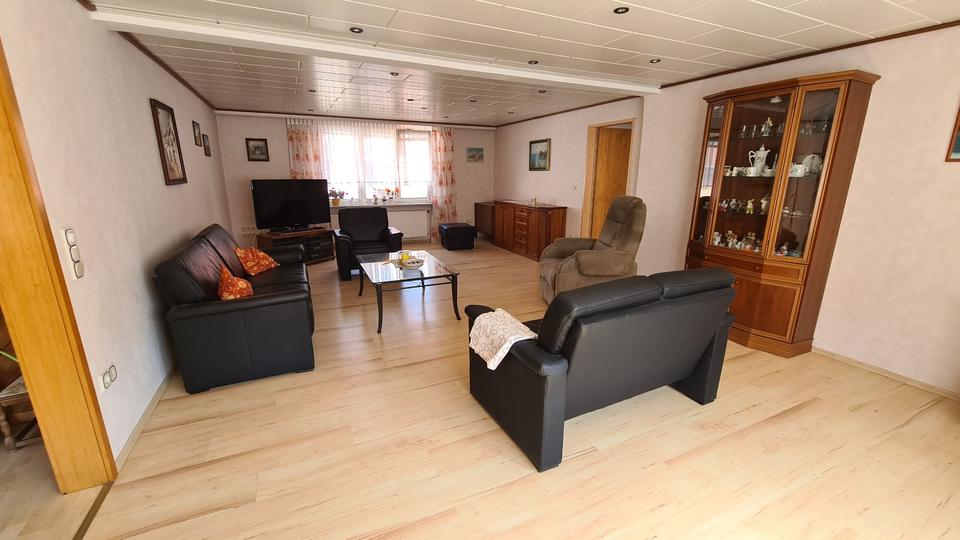 Mehrfamilienhaus, Wohnhaus Ebergötzen - 10 Zimmer, 235 m&sup2;, 195.000&euro; | Angebot:27191927