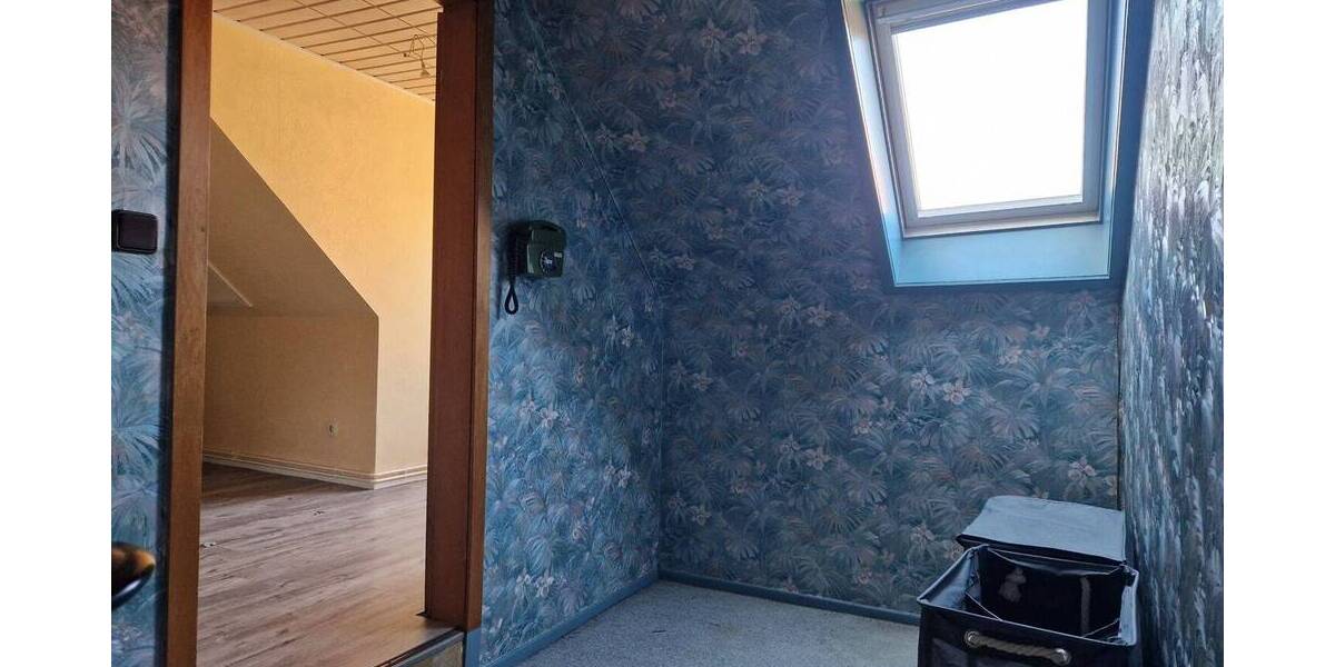 Einfamilienhaus Witzenhausen - 8 Zimmer, 190 m&sup2;, 175.000&euro; | Angebot:25968547