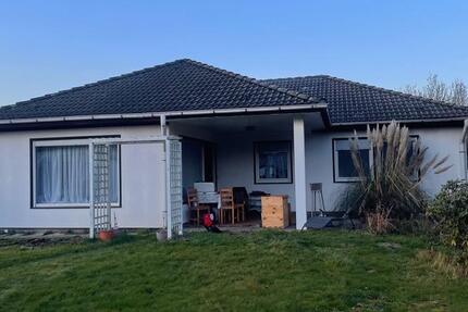 Bungalow mit großem Garten in Lippoldsberg 4 zimmer