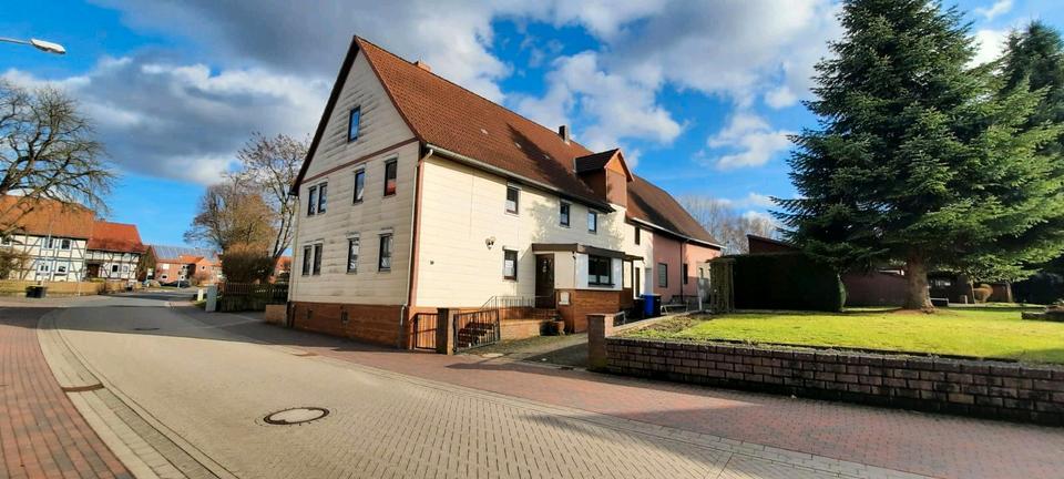 Bauernhaus, Landhaus Dransfeld - 8 Zimmer, 220 m&sup2;, 250.000&euro; | Angebot:27084190