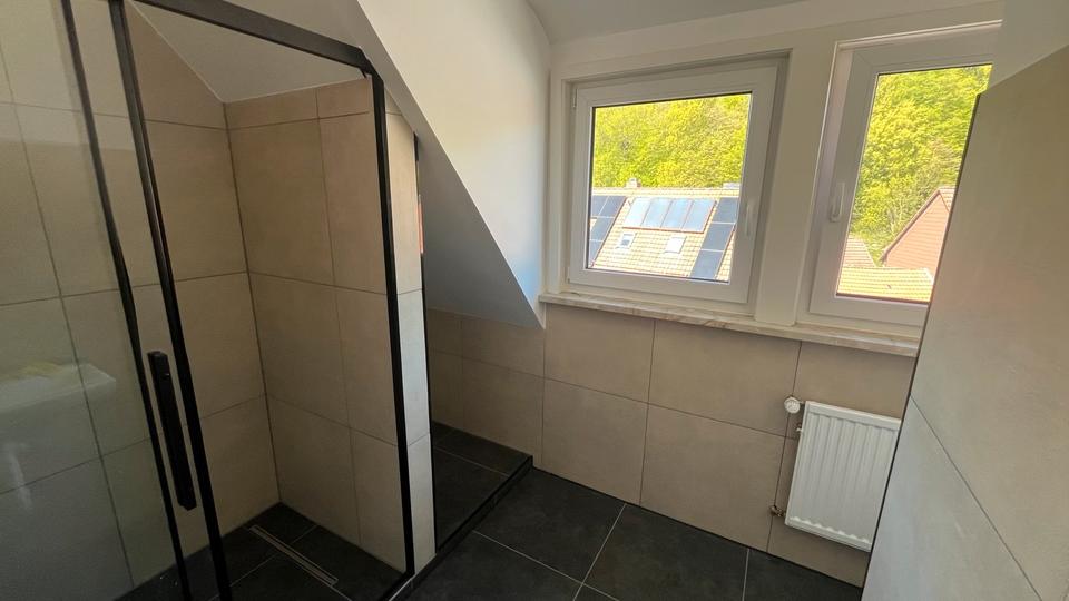 Dachgeschoßwohnung Rosdorf - 4 Zimmer, 83 m&sup2;, 750&euro; | Angebot:26350800