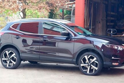 Nissan Qashqai 63.000 km 17.450 &euro; Moringen 37186