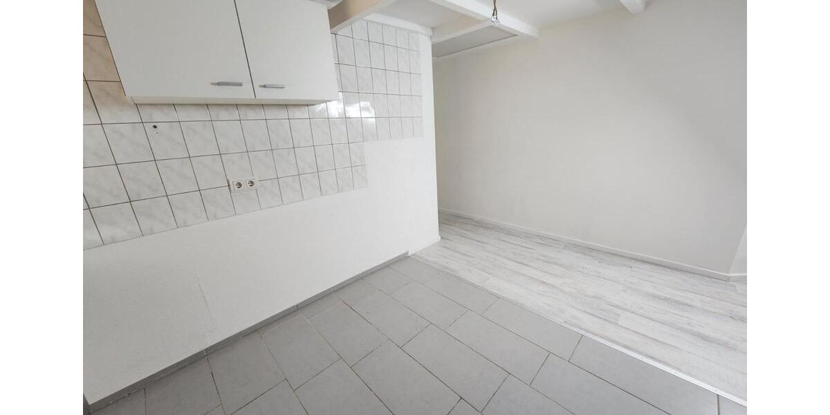 Etagenwohnung Göttingen Oststadt - 5 Zimmer, 107 m&sup2;, 1.250&euro; | Angebot:26492063