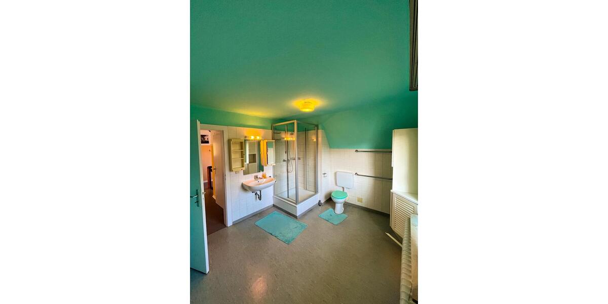 Einfamilienhaus Witzenhausen - 10 Zimmer, 220 m&sup2;, 220.000&euro; | Angebot:26162367