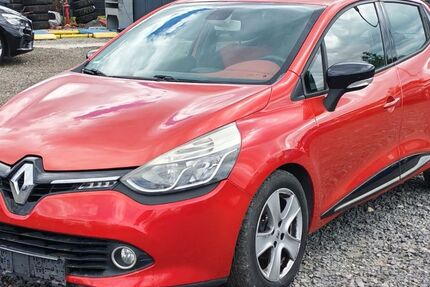 Renault Clio 145.000 km 2.799 &euro; Rosdorf 37124