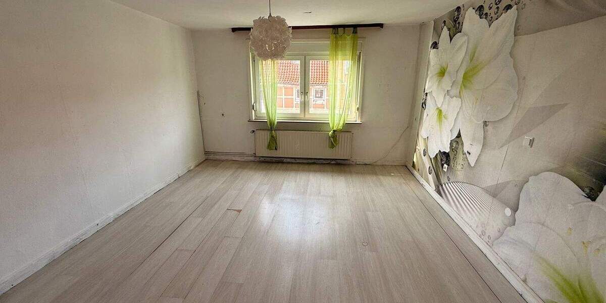 Reihenendhaus Katlenburg-Lindau Lindau - 8 Zimmer, 150 m&sup2;, 75.000&euro; | Angebot:25802624