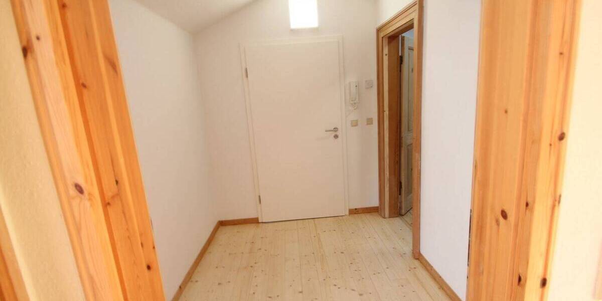 Etagenwohnung Göttingen Oststadt - 2 Zimmer, 68 m&sup2;, 890&euro; | Angebot:25681285