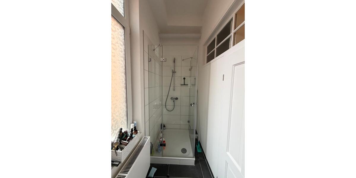 Etagenwohnung Göttingen Oststadt - 5 Zimmer, 100 m&sup2;, 430&euro; | Angebot:26480684