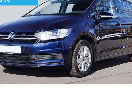 VW Touran 9.375 km 28.380 € Göttingen 37081