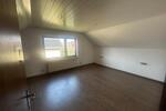 Dachgeschoßwohnung Adelebsen - 3 Zimmer, 127 m&sup2;, 900&euro; | Angebot:26085885
