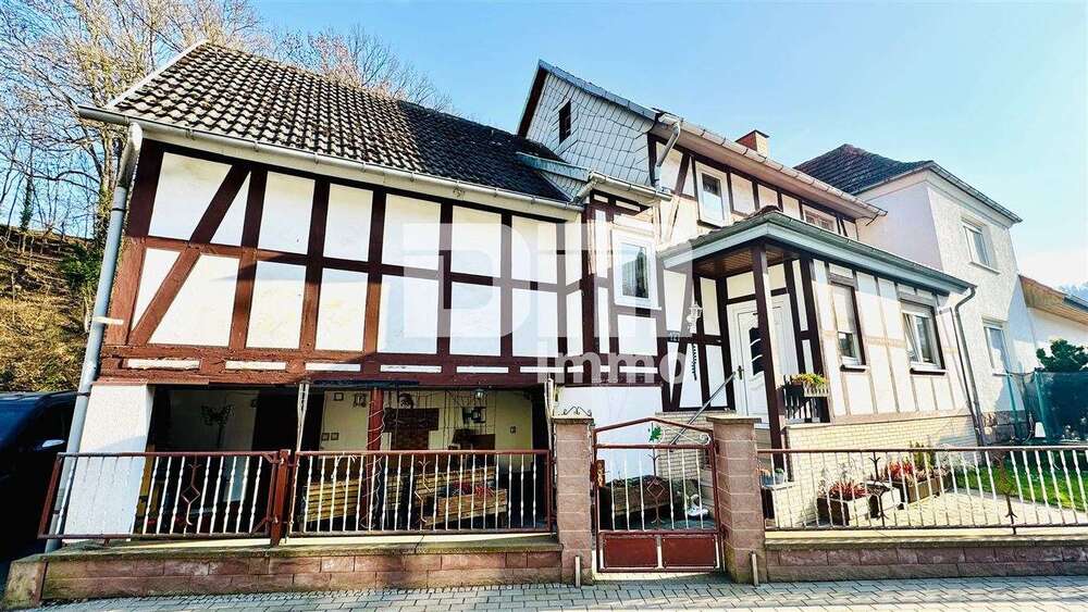 Einfamilienhaus Uder - 7 Zimmer, 150 m&sup2;, 119.000&euro; | Angebot:25523414