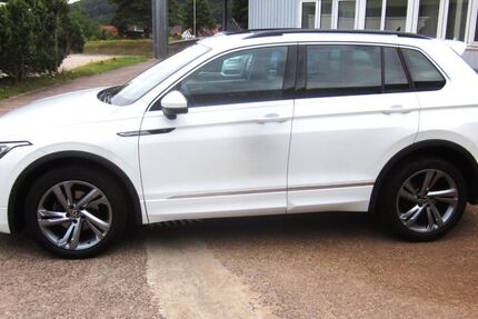 VW Tiguan 102.000 km 27.999 € Hann. Münden 34346