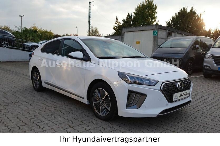 Hyundai IONIQ 25.590 km 22.985 € Göttingen 37077