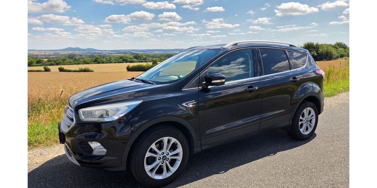 Ford Kuga 96.600 km 9.750 &euro; Rosdorf 37124