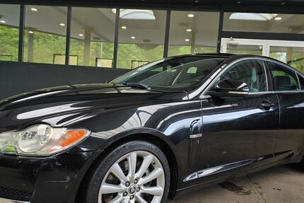 Jaguar XF 194.000 km 8.950 &euro; Göttingen 37081