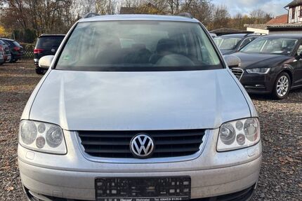 VW Touran 297.000 km 1.400 € Rosdorf/Obernjesa 37124