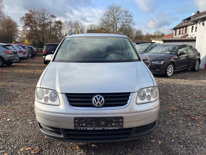 VW Touran 297.000 km 1.400 € Rosdorf/Obernjesa 37124