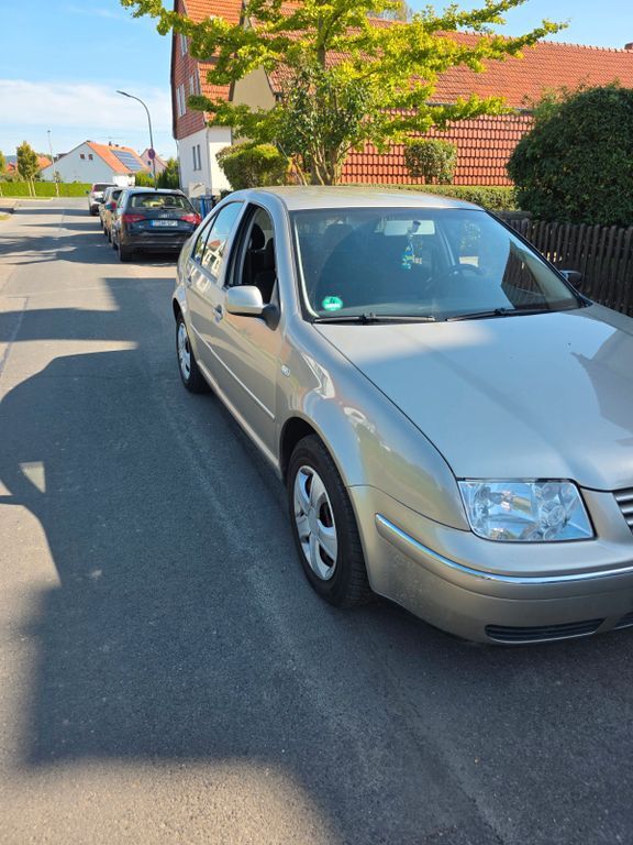 VW Bora 169.400 km 2.750 € Göttingen 37079