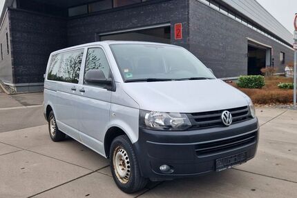 VW T5 Transporter 200.344 km 15.900 &euro; Göttingen 37081