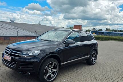 VW Touareg 231.000 km 10.900 &euro; Rosdorf 37124