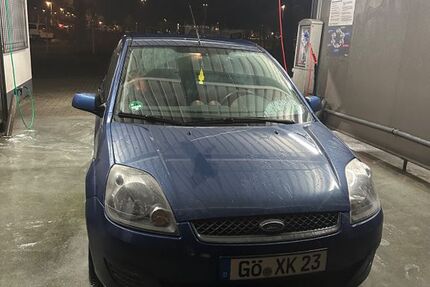 Ford Fiesta 130.000 km 1.900 &euro; Göttingen 37081