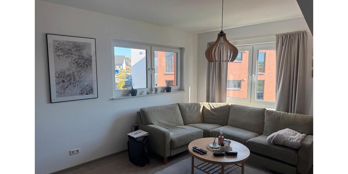Etagenwohnung Gleichen - 3 Zimmer, 85 m&sup2;, 1.115&euro; | Angebot:26417402