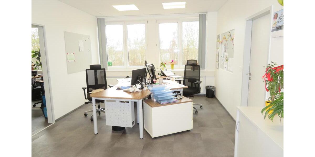 * Göttingen* 2 - 4 sanierte, helle Büroräume (provisionsfrei). zimmer