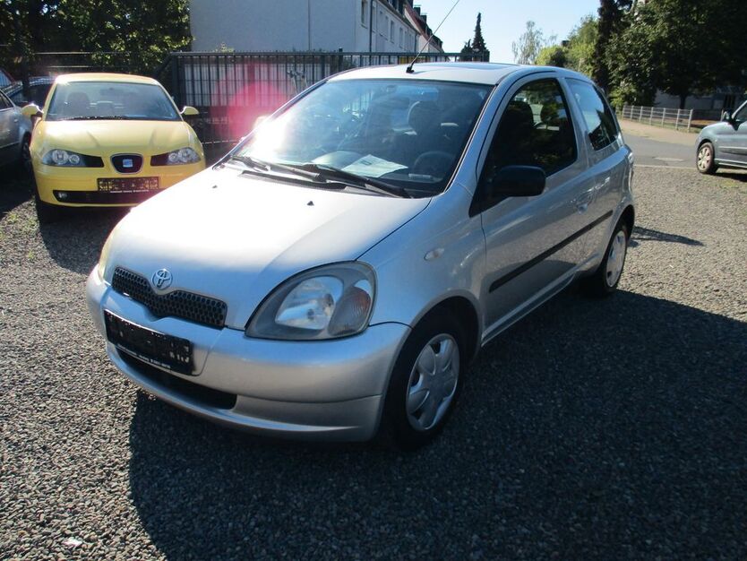 Toyota Yaris 158.400 km 1.850 € Herzberg am Harz 37412