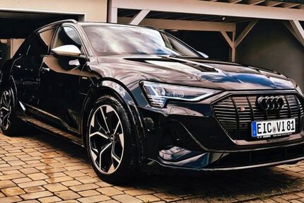 Audi e-tron 44.358 km 38.999 &euro; Arenshausen 37318