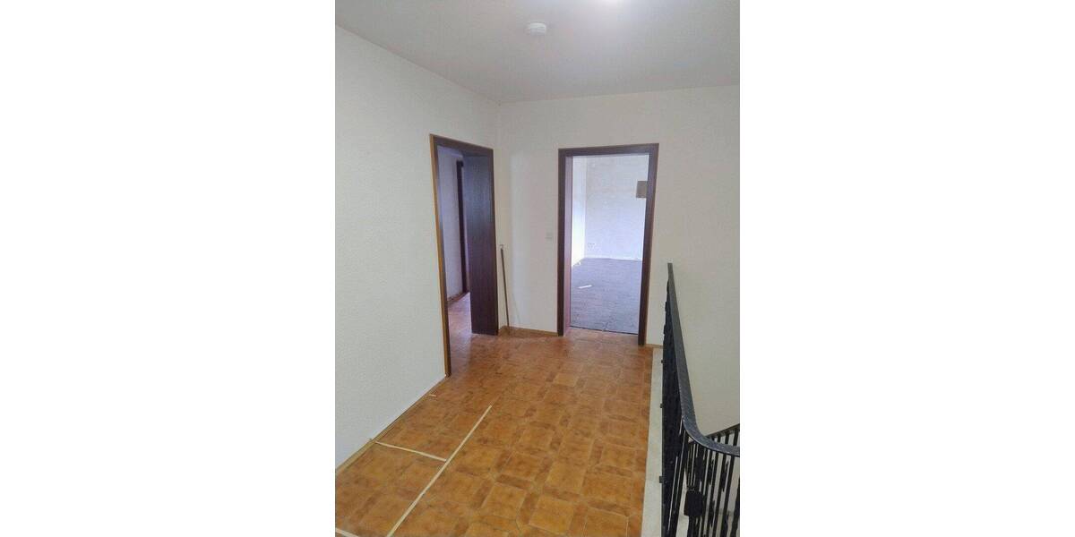 Bungalow Bad Sooden-Allendorf Allendorf - 6 Zimmer, 200 m&sup2;, 275.000&euro; | Angebot:26805701