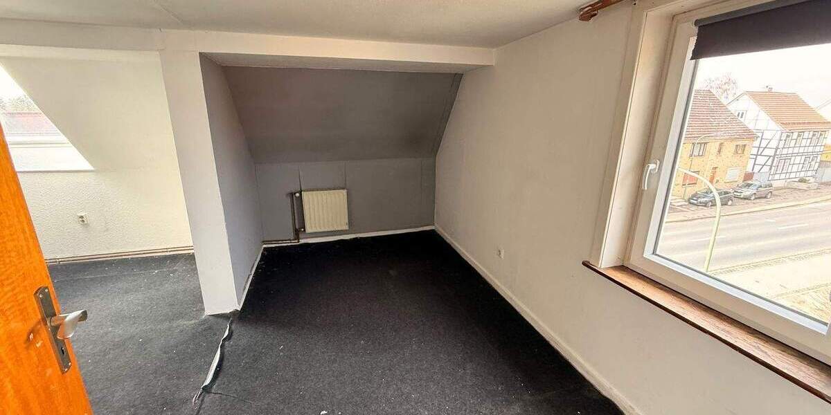 Reihenendhaus Katlenburg-Lindau Lindau - 8 Zimmer, 150 m&sup2;, 75.000&euro; | Angebot:25802624