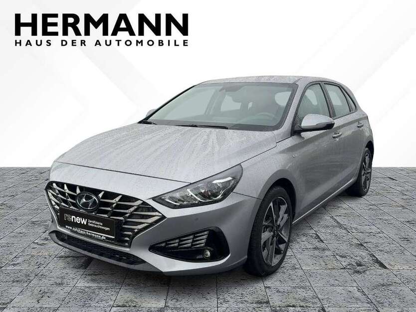 i30