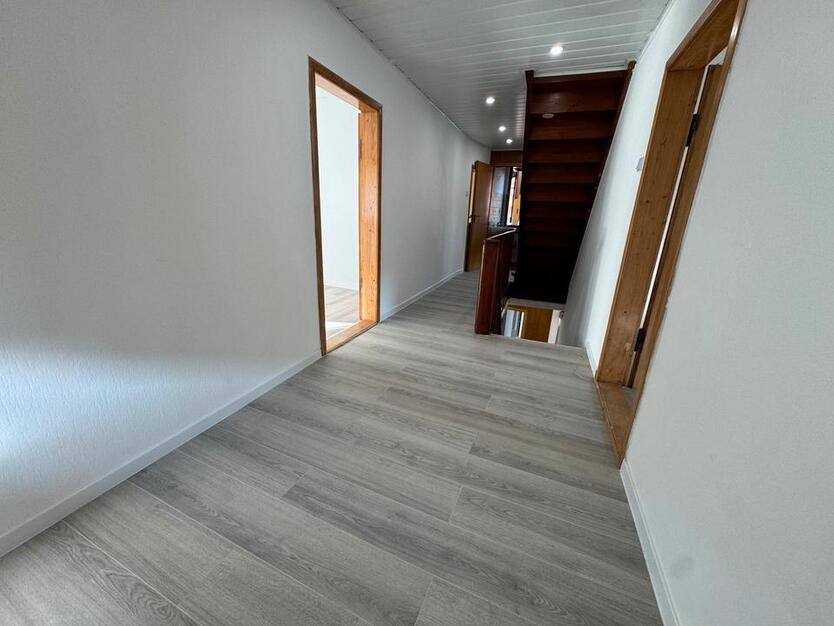 Vermiete Frisch Renoviertes Haus in Rhumspringe