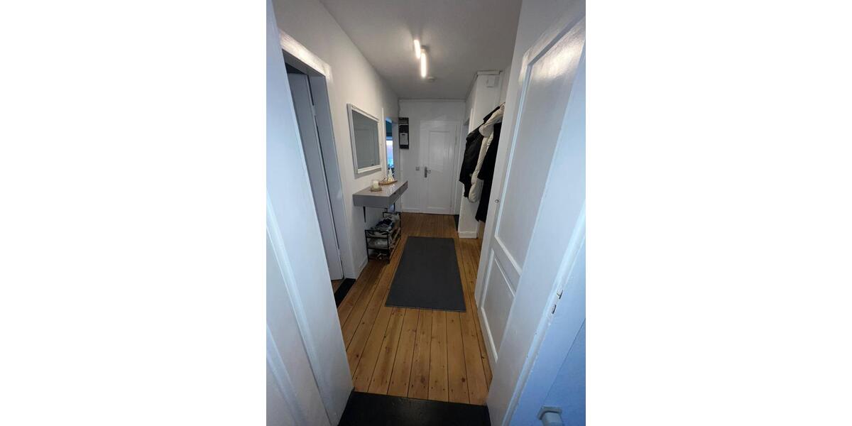 Dachgeschoßwohnung Göttingen - 3 Zimmer, 50 m&sup2;, 400&euro; | Angebot:26321708