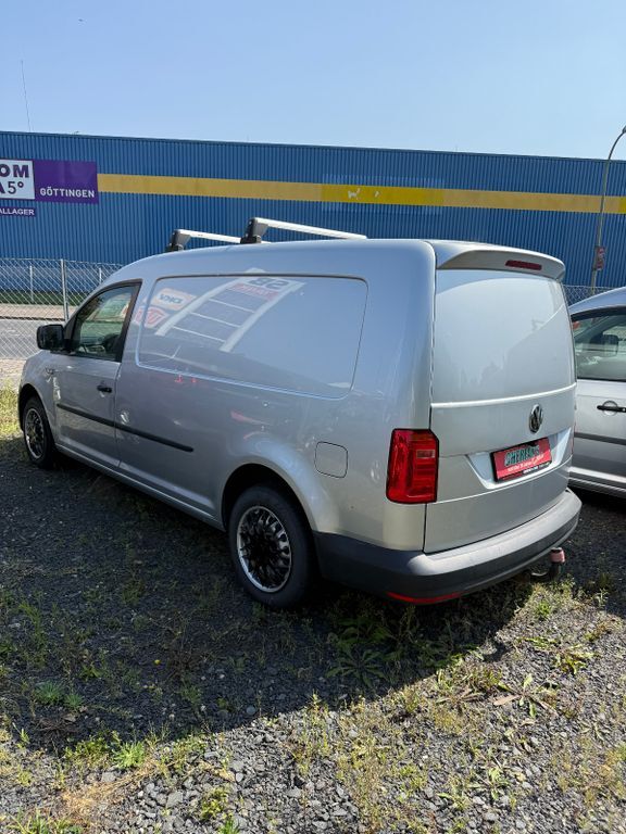 VW Caddy Maxi 111.000 km 12.890 € Göttingen 37079