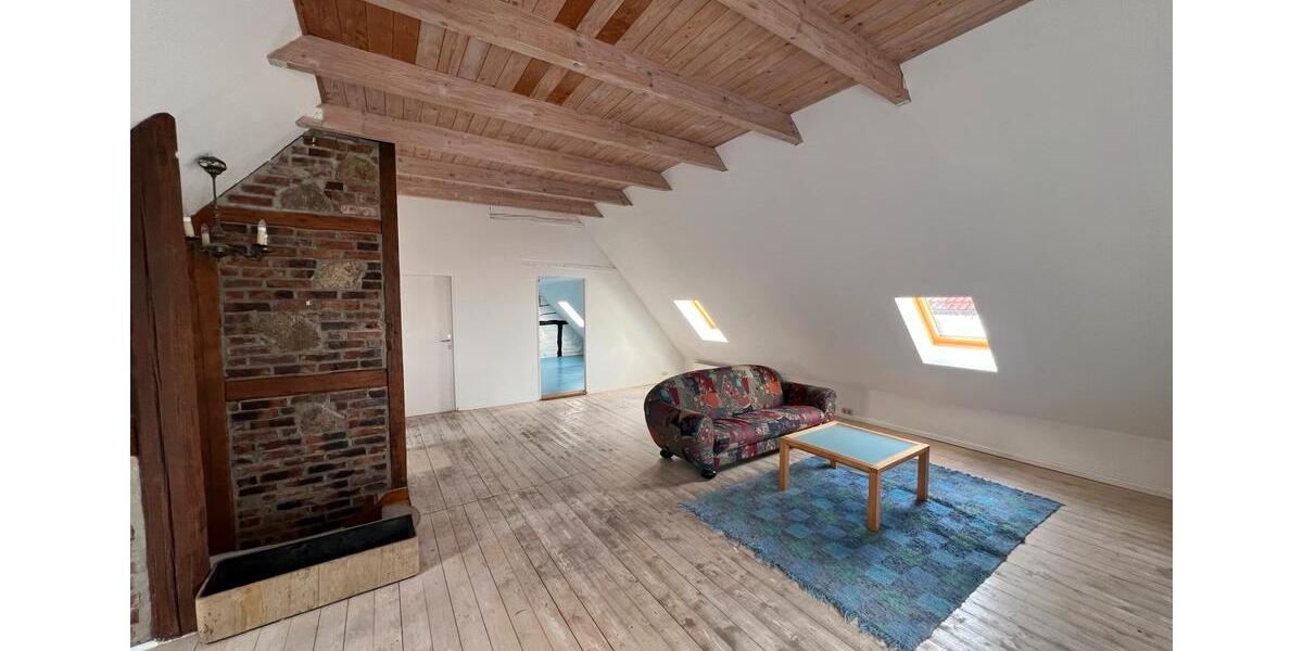 Ab Sofort WG oder kleine Familie 7 zimmer