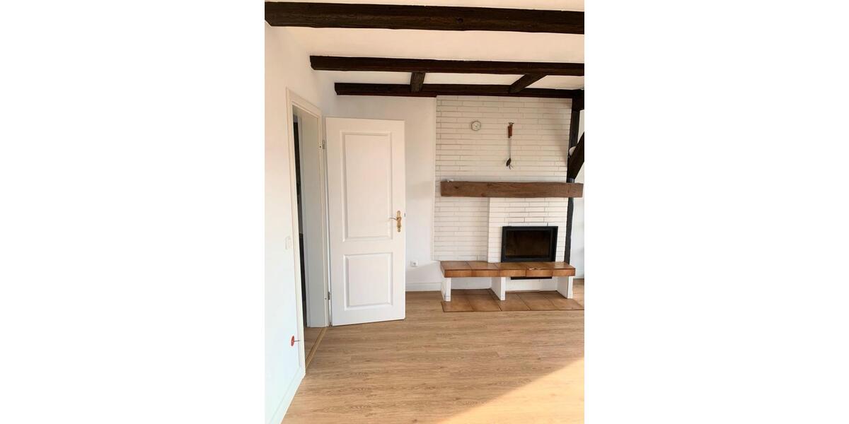 Dachgeschoßwohnung Göttingen Oststadt - 2.5 Zimmer, 105 m&sup2;, 1.200&euro; | Angebot:25455585