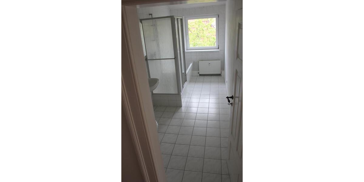 Mehrfamilienhaus, Wohnhaus Northeim - 9.5 Zimmer, 200 m&sup2;, 429.000&euro; | Angebot:26482385