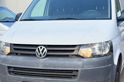 VW T5 Transporter 243.568 km 5.799 &euro; Nörten-Hardenberg OT Angerstein 37176