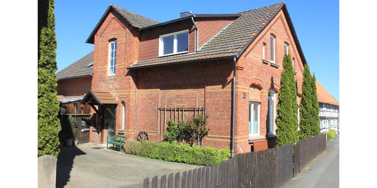 Mehrfamilienhaus, Wohnhaus Northeim - 9.5 Zimmer, 200 m&sup2;, 429.000&euro; | Angebot:26482385