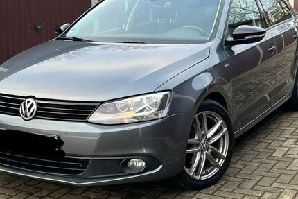 VW Jetta 208.000 km 6.500 &euro; Duderstadt 37115