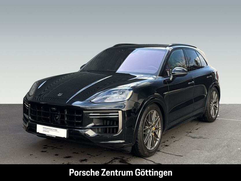 Porsche Cayenne 57.200 km 158.900 € Göttingen 37077
