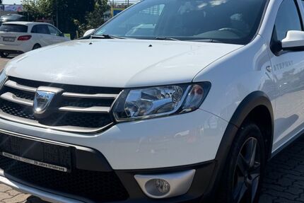 Dacia Sandero 66.283 km 6.900 &euro; Göttingen 37081