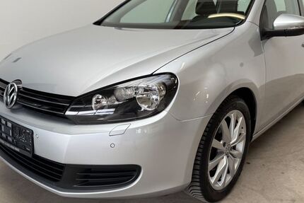 VW Golf 84.330 km 7.990 € Göttingen 37079