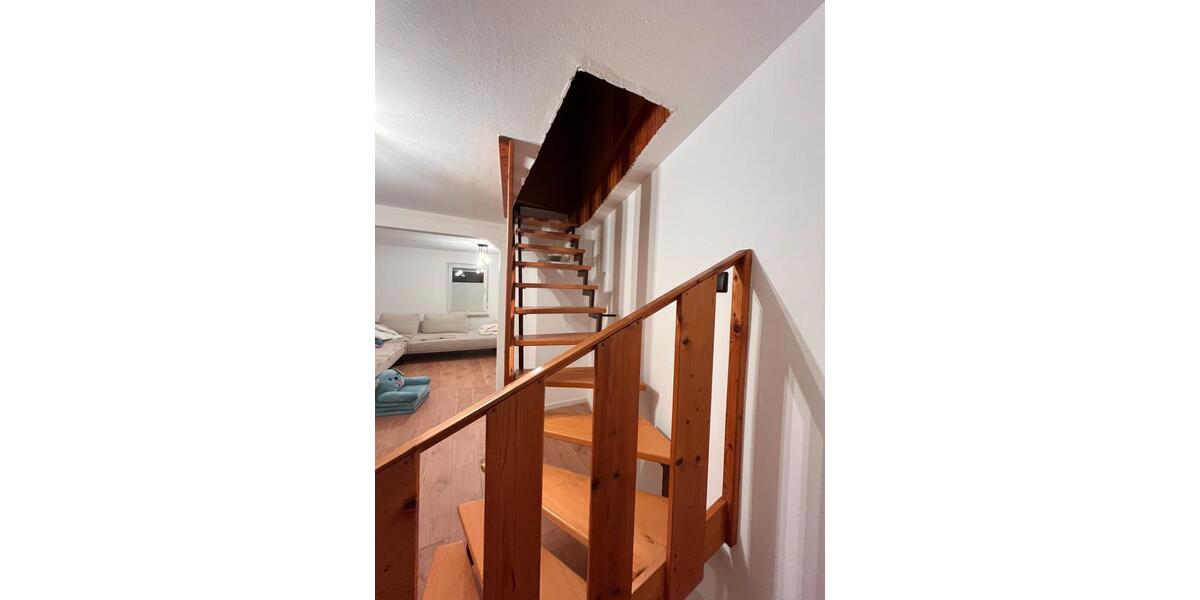 Doppelhaushälfte Wesertal - 9 Zimmer, 128 m&sup2;, 650&euro; | Angebot:24688572